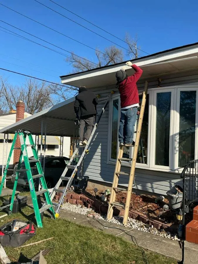 Restoration crew performing exterior repair in Fircrest